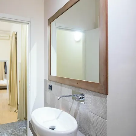Keys Of Italy / Valpetrosa 10 - Touch Of Elegance Apartament *