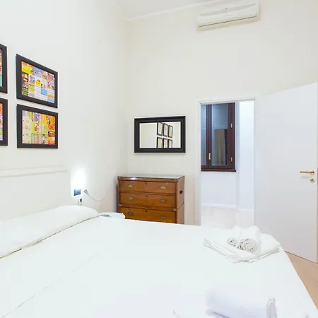 Keys Of Italy / Valpetrosa 10 - Touch Of Elegance * Mediolan